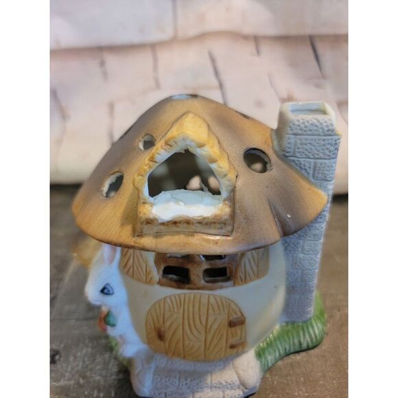 Ceramic Easter AS IS mushroom tea light house holder Decor figure - Picture 2 of 7